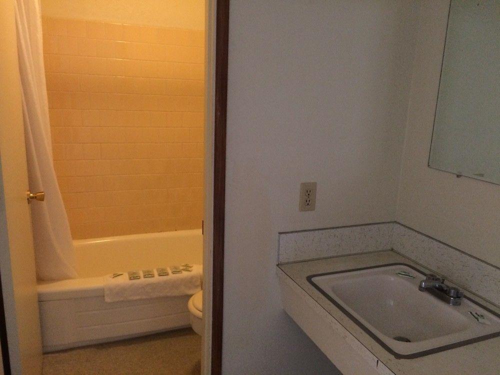 فلورينس Silver Sands Motel المظهر الخارجي الصورة
